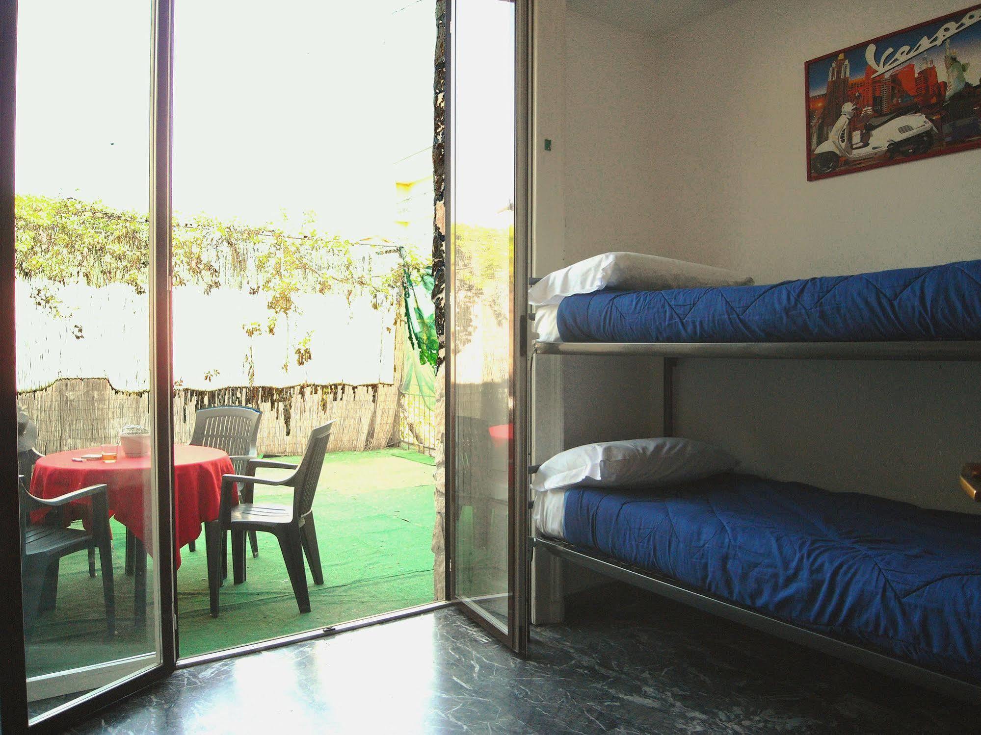 Hostel California Mailand Exterior foto